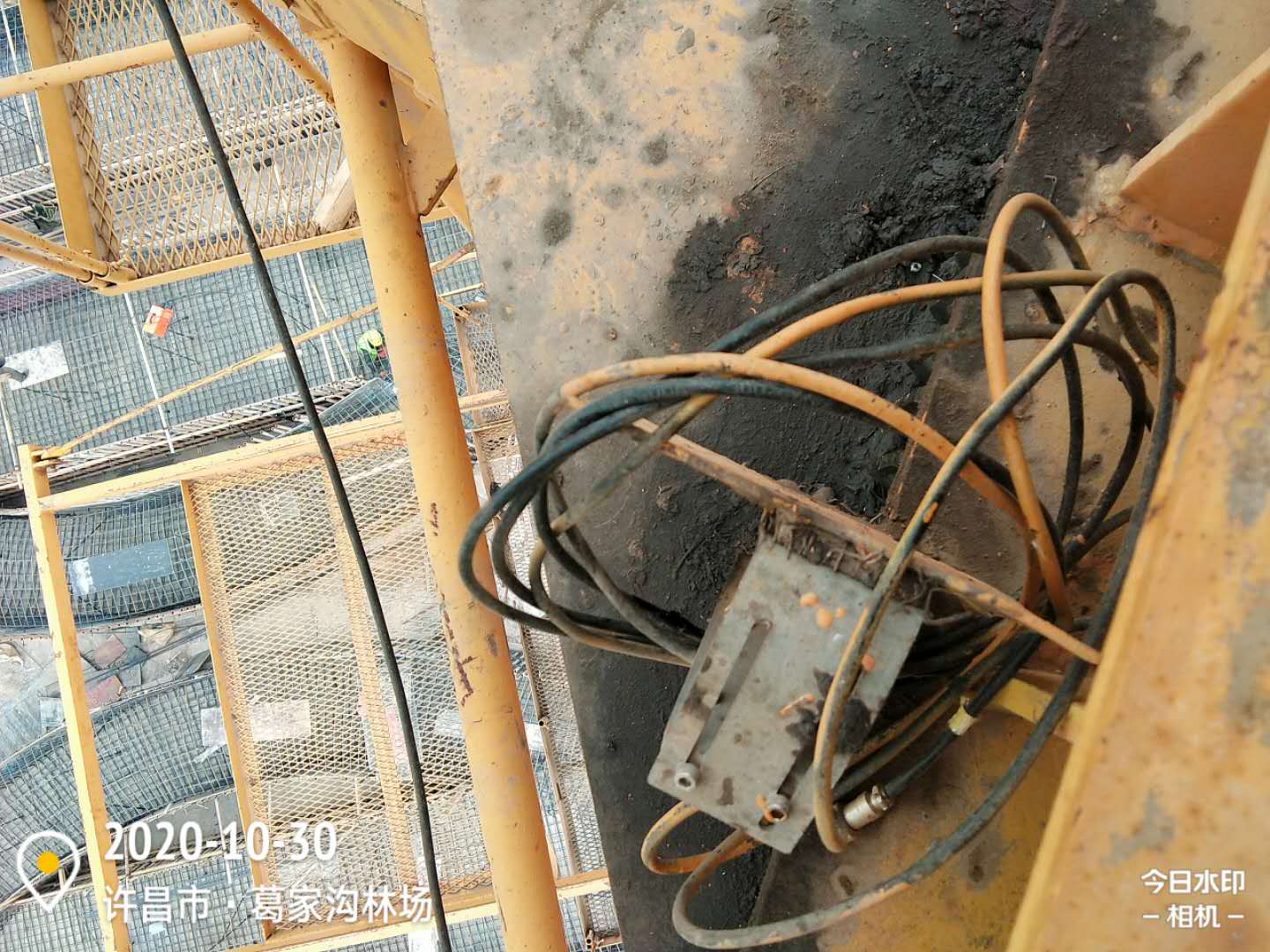aad52b0f1124802de2a9d28175bbefe.jpg