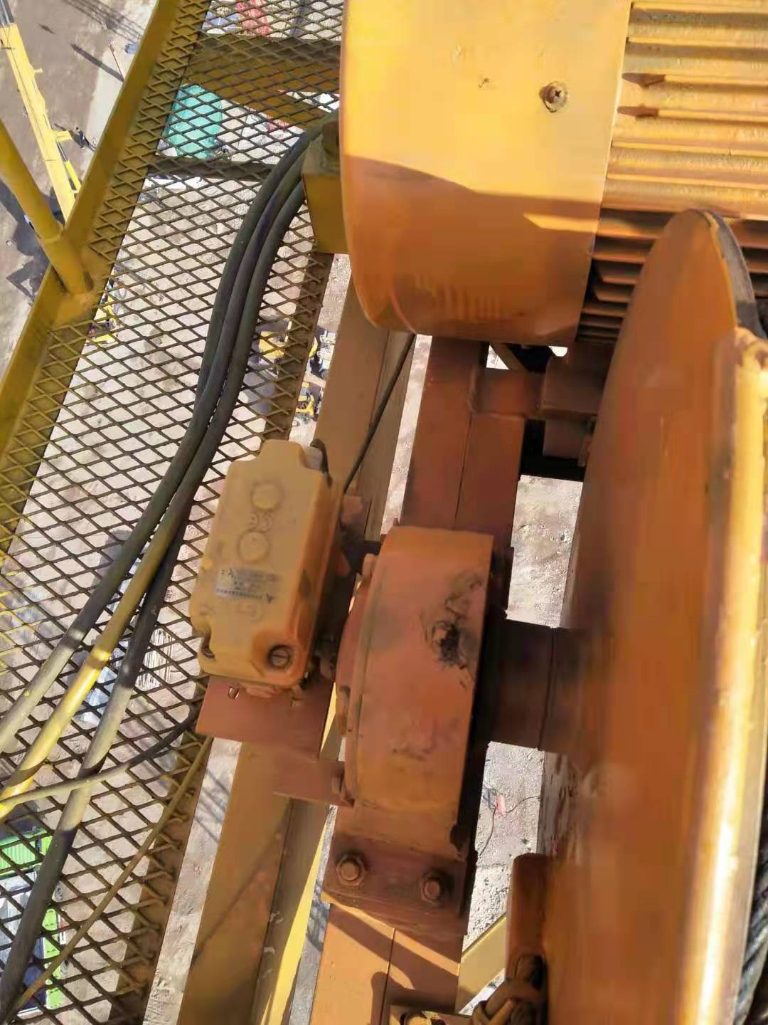 194eb40e0bf7ce323695028e3e2c35f.jpg