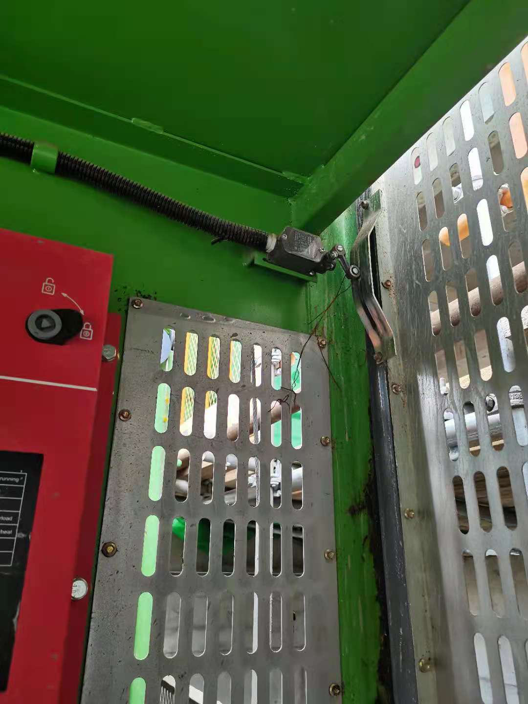 0ecf58f47a341c3902b9ed5004e82e4.jpg 0ecf58f47a341c3902b9ed5004e82e4.jpg