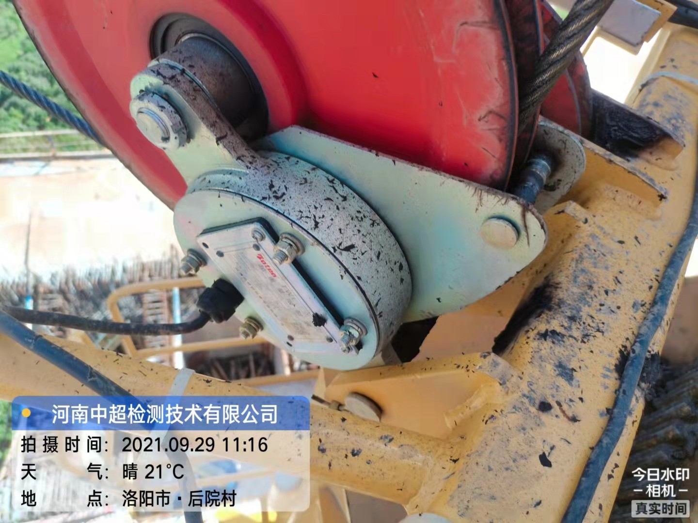 cf76921ad0c1fc3d6a7eb97793e4400.jpg