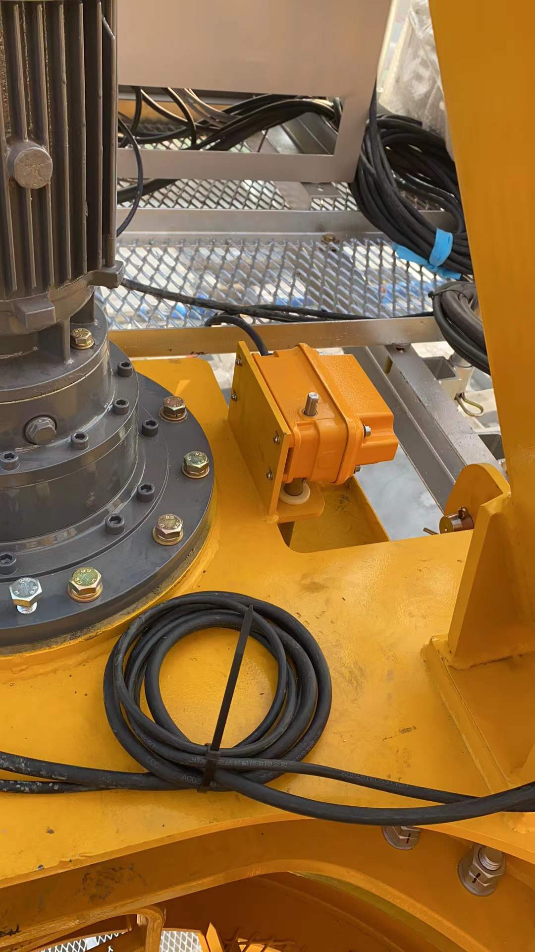 f16abb39e40a4cbf7ca345937e10025.jpg f16abb39e40a4cbf7ca345937e10025.jpg