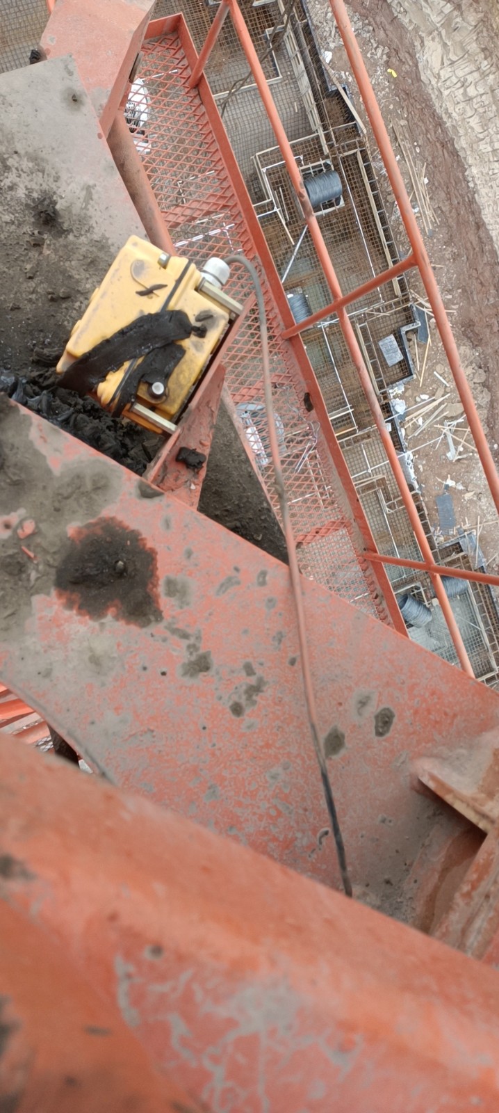 0429b01fc3c9c750340d3bf9e651b96.jpg 0429b01fc3c9c750340d3bf9e651b96.jpg