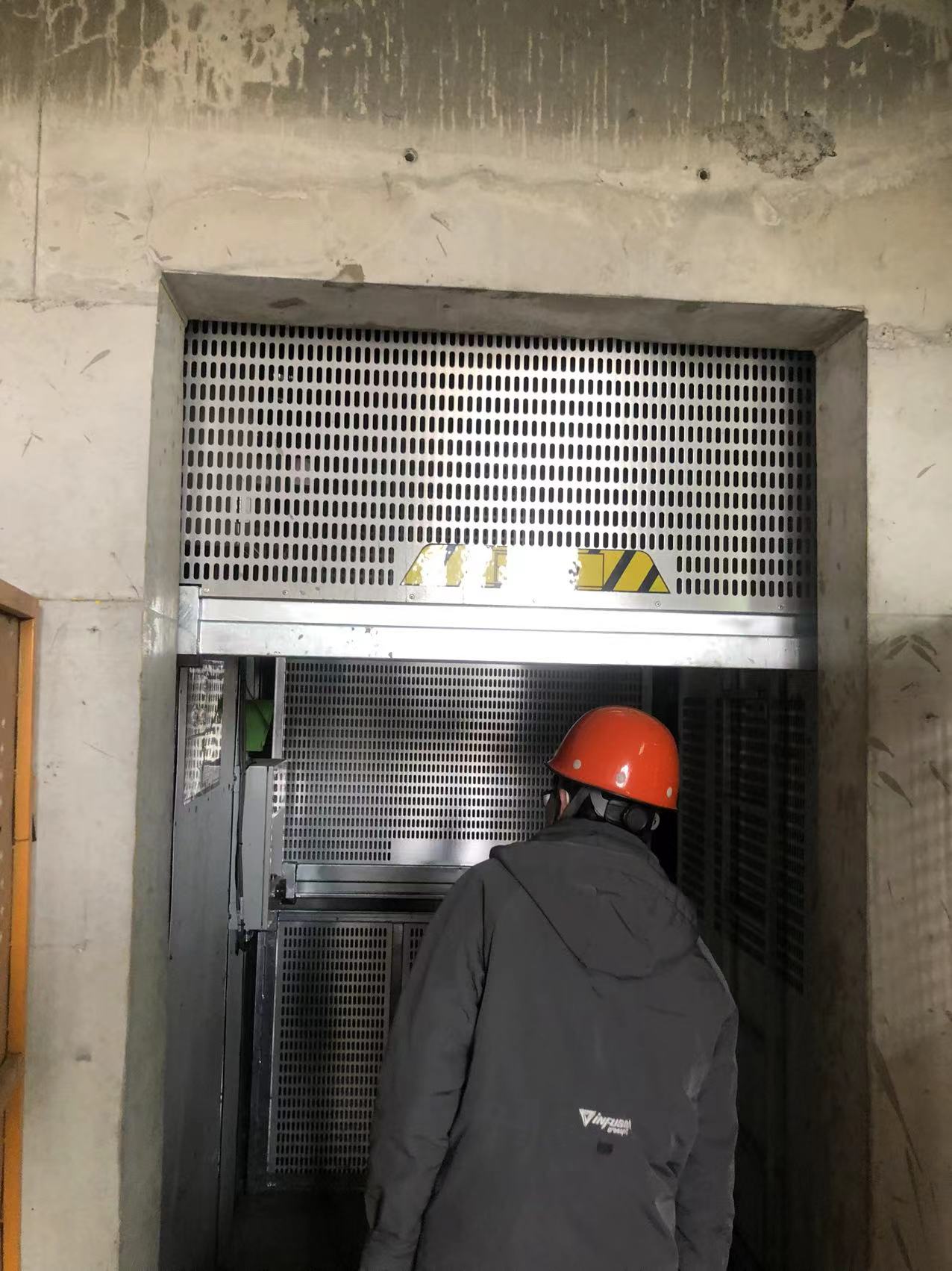 e7495b93352829e7757cdc13026642b.jpg e7495b93352829e7757cdc13026642b.jpg